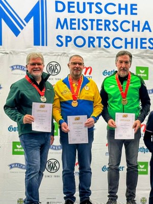 DM2025-LGA-Sen2-EZ-B02